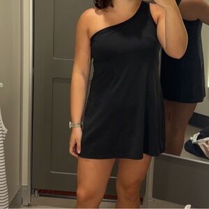 One shoulder workout dress